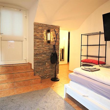 Xxx Fully Equipped Apartment Near Main Station! Вюрцбург Екстериор снимка